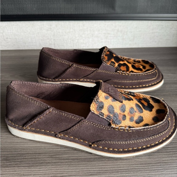Ariat Brown Moccasins with Leopard Print - Picture 3 of 5